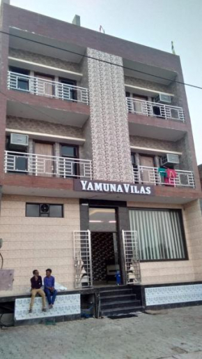 Hotel Yamuna Vilas